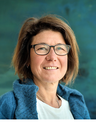 Frau Rademacher Constant Move